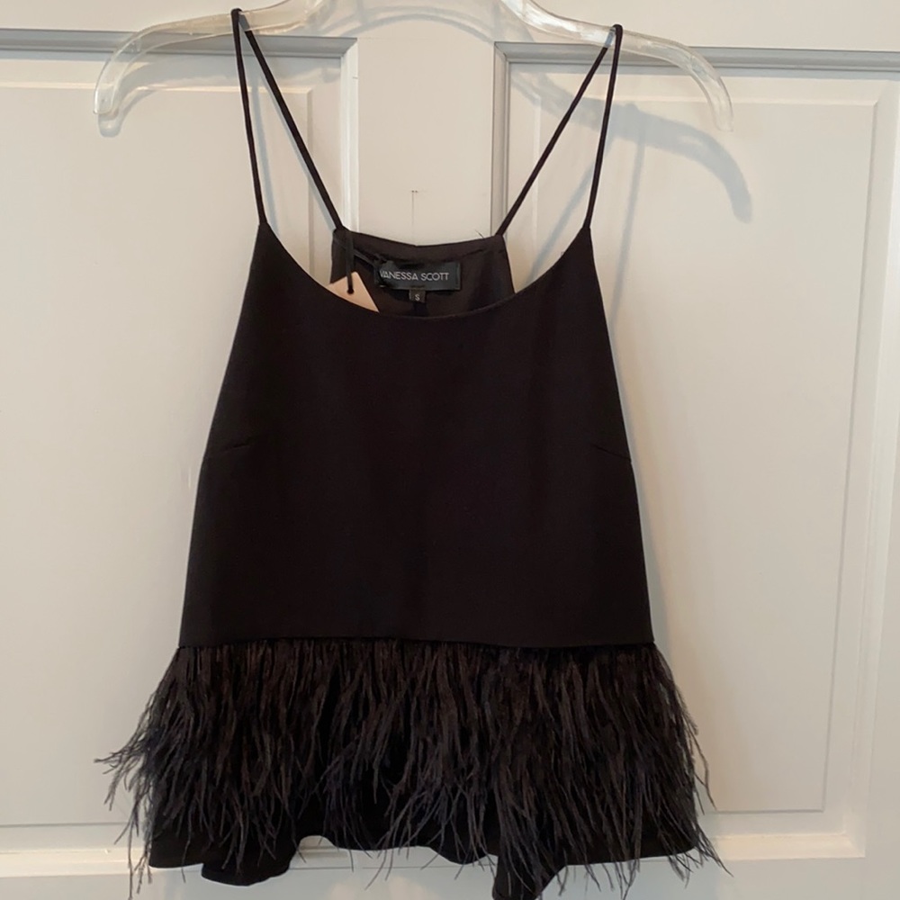 Feathered Top